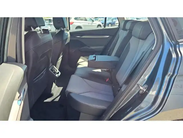 Skoda Enyaq view 27