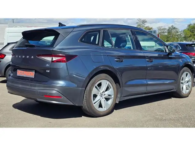 Skoda Enyaq view 3