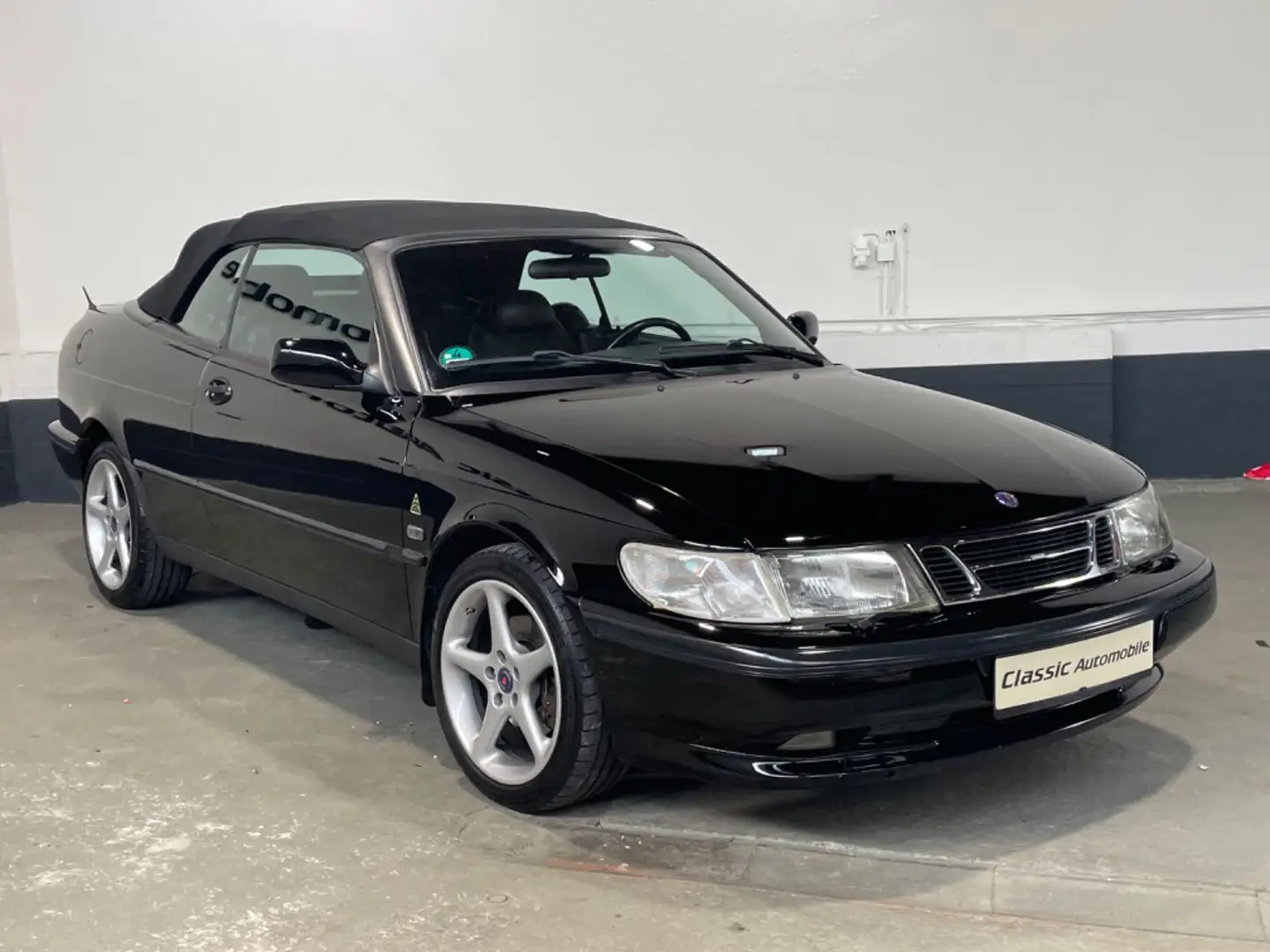 Saab 900 SE Cabrio "Talladega" *HERBSTAKTIONSPREIS* Schwarz - 2