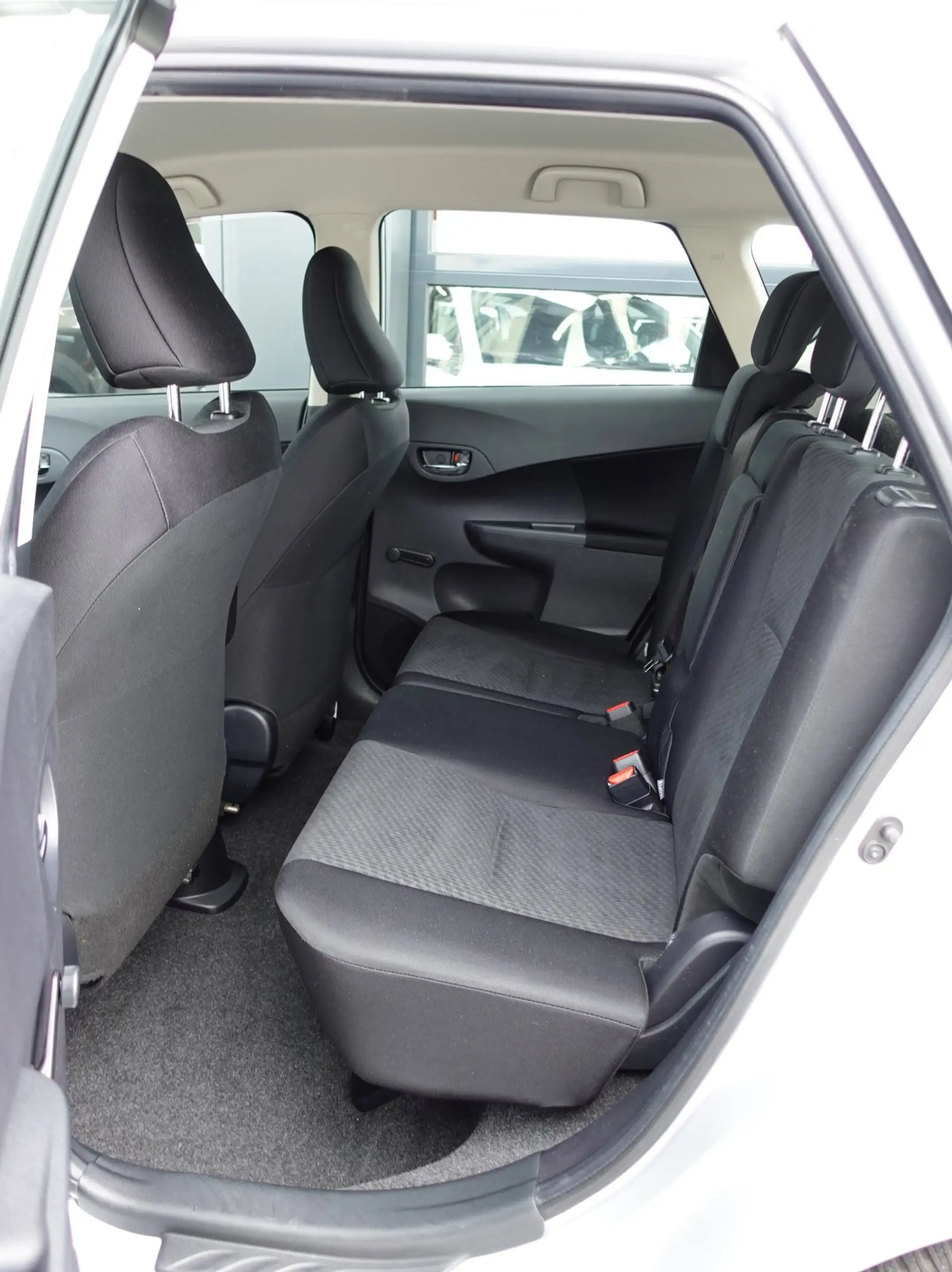 Toyota Verso-S 1.3 VVT-i Aspiration Automaat / 77.645 Km — photo 11