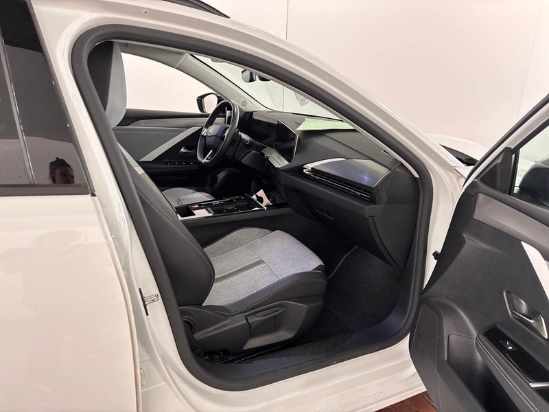 Opel Astra L Sports Tourer 1.5 D Business Elegance — photo 6