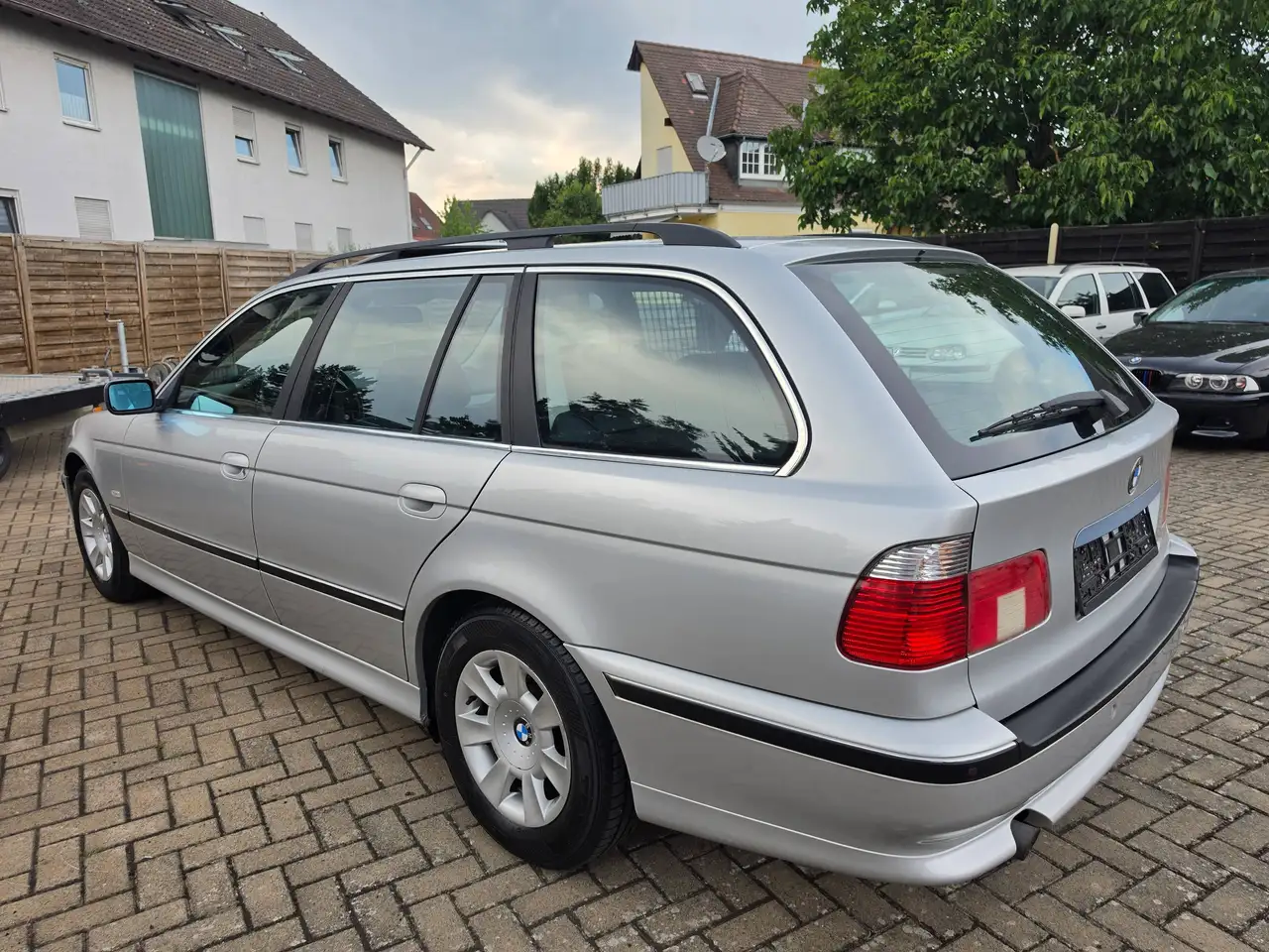 BMW 520 i E39 Touring " Tüv 06-2028 / 2.Hand / Leder / Klima / SD / S.Heft ", foto 5