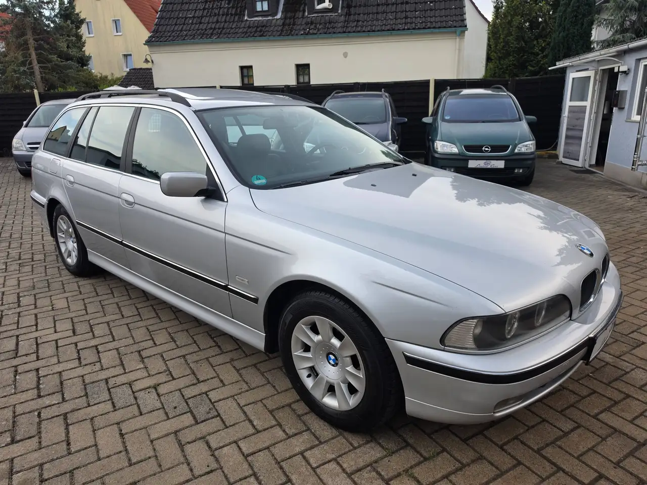 BMW 520 i E39 Touring " Tüv 06-2028 / 2.Hand / Leder / Klima / SD / S.Heft ", foto 2
