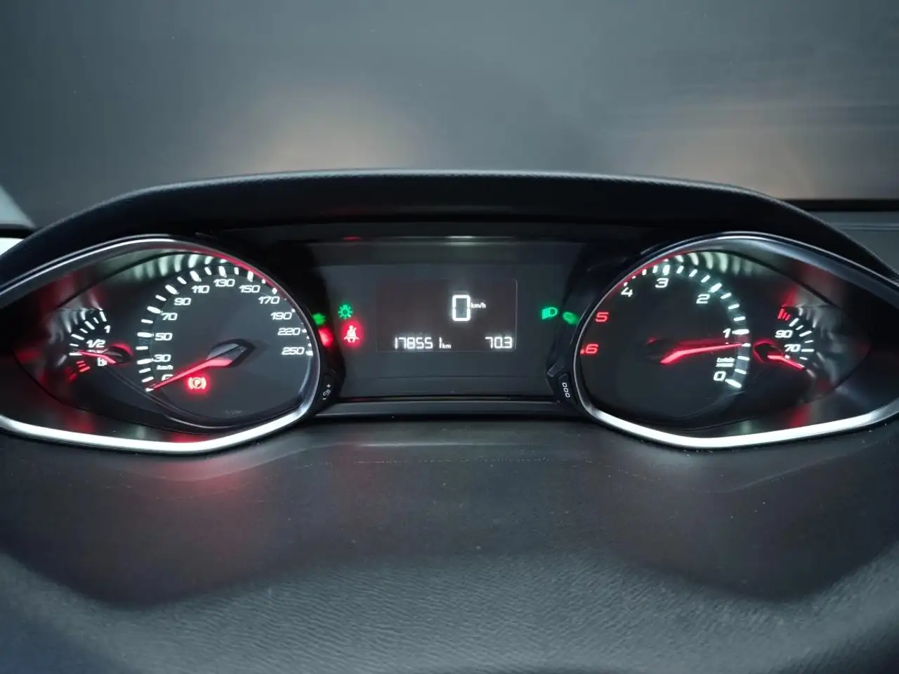 Peugeot 308 308 SW — photo 15