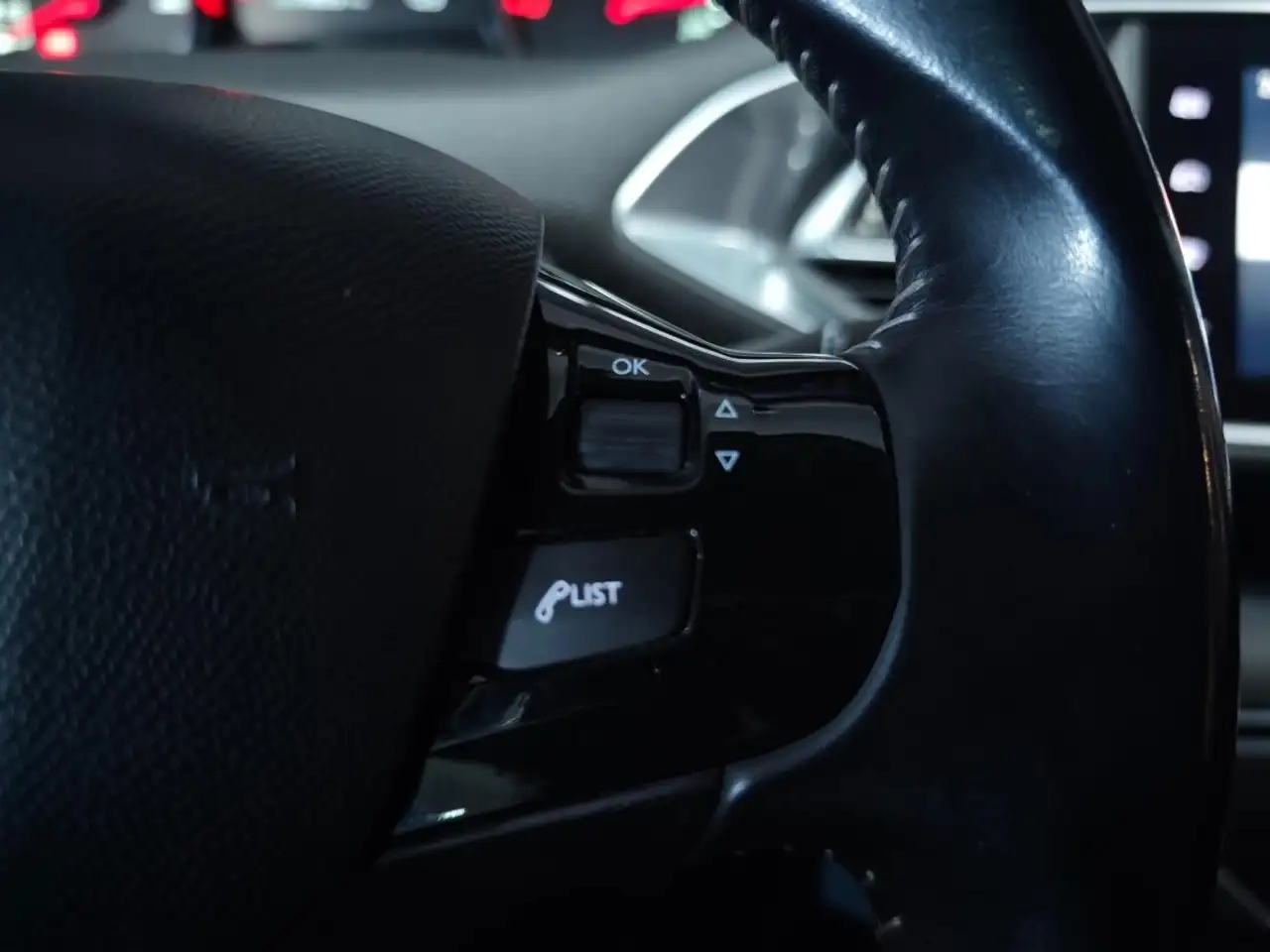 Peugeot 308 308 SW — photo 10