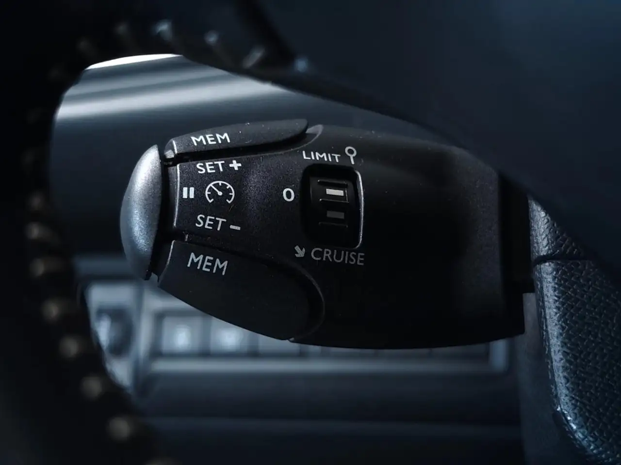 Peugeot 308 308 SW — photo 12
