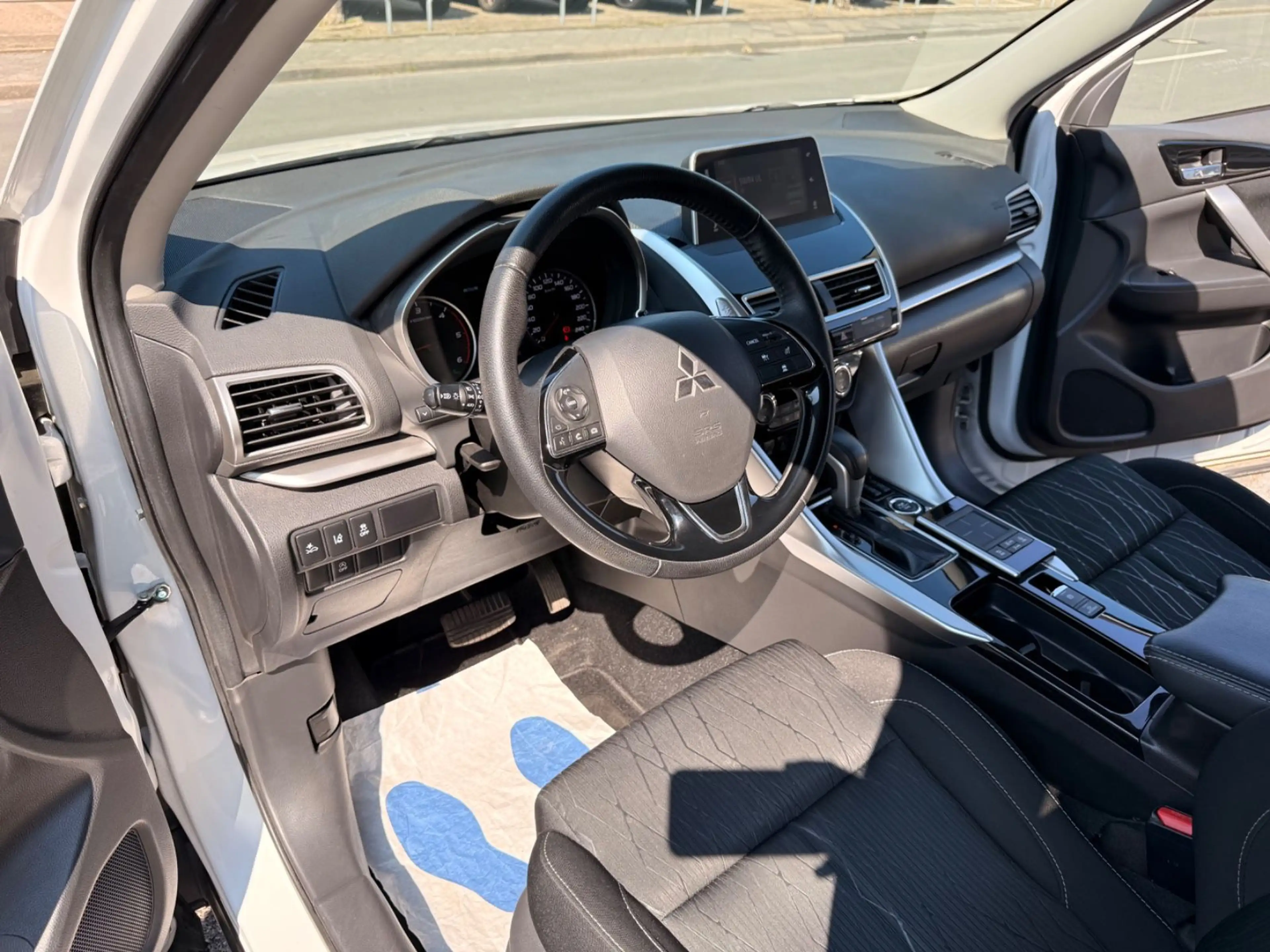 Mitsubishi Eclipse Cross Active+ 4WD 1.HD*NAVI*LED*ALU*TOP — photo 8