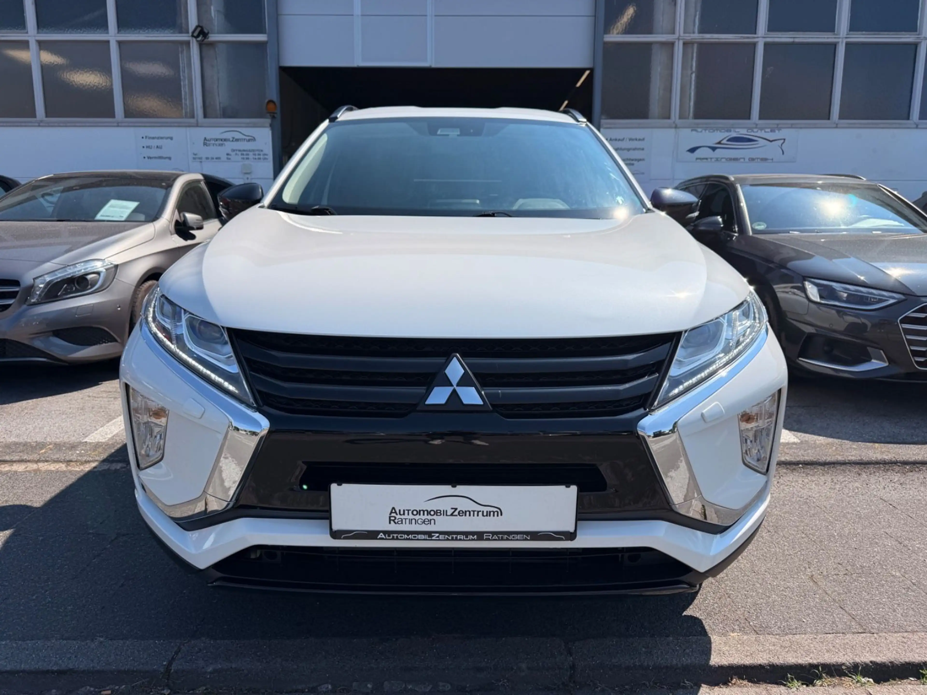 Mitsubishi Eclipse Cross Active+ 4WD 1.HD*NAVI*LED*ALU*TOP — photo 2