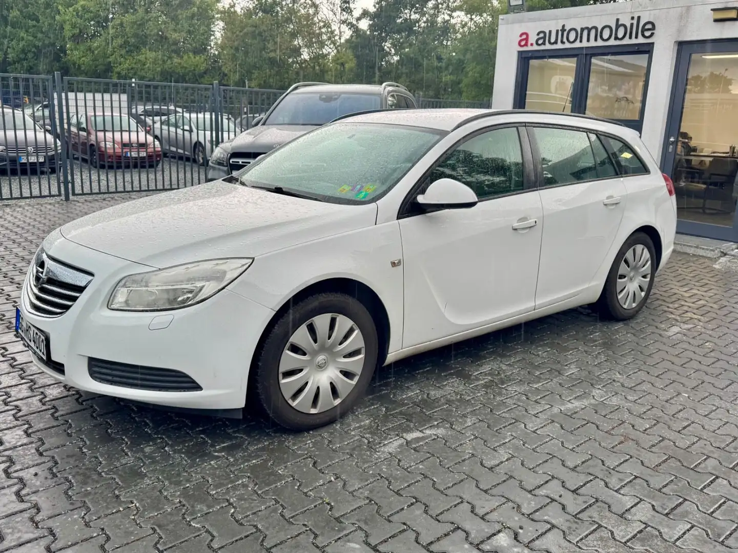 Opel Insignia A Sports Tourer 2.0 CDTI  Automatik Blanc - 1