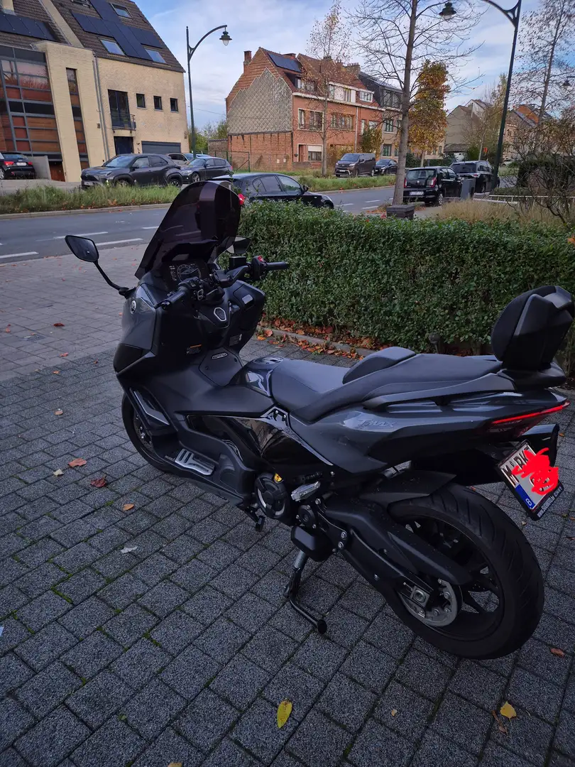 Yamaha TMAX 560 Gris - 2