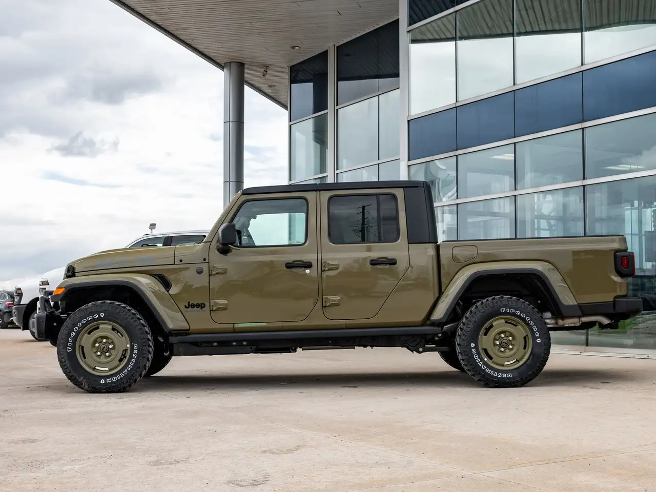 Jeep Gladiator снимка Jeep Gladiator