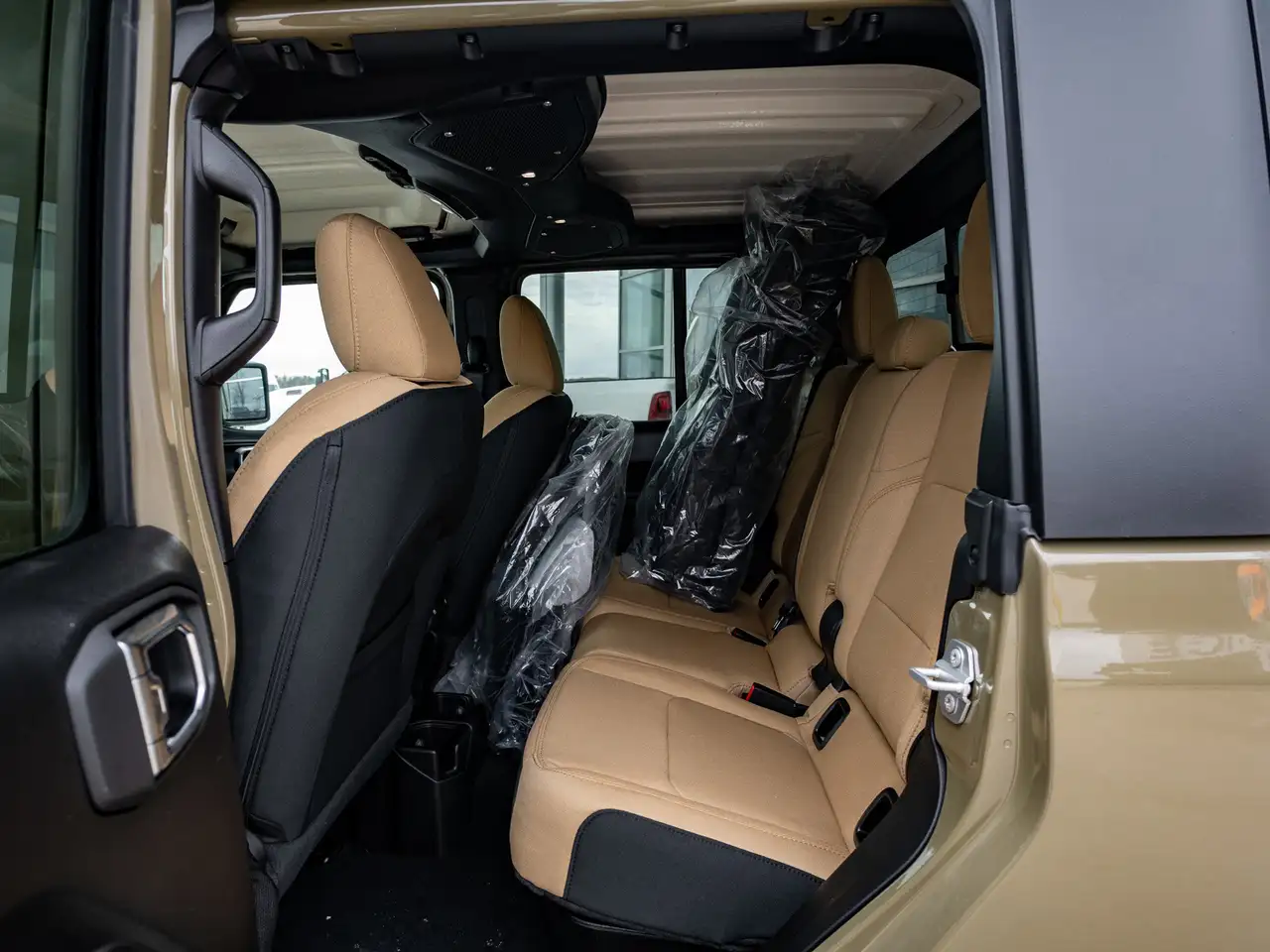 Jeep Gladiator снимка Jeep Gladiator