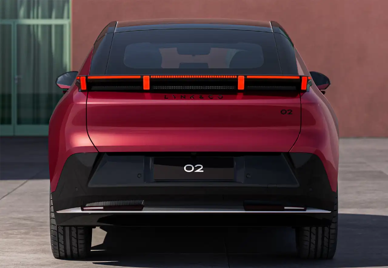 Lynk & Co 02