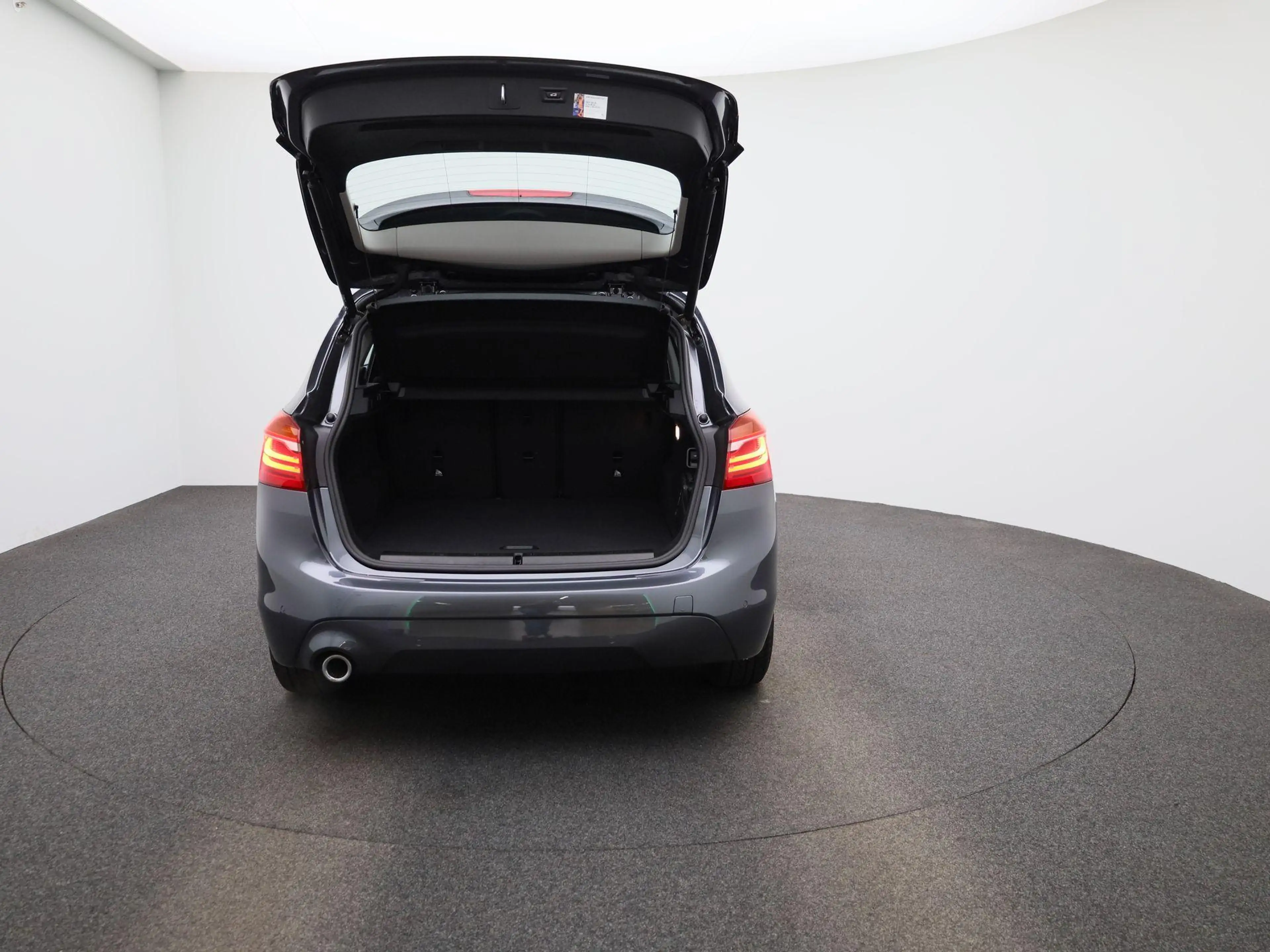BMW 216 2 Reeks Active Tourer 216d (85kW) LED | NAVI | CAM — photo 11