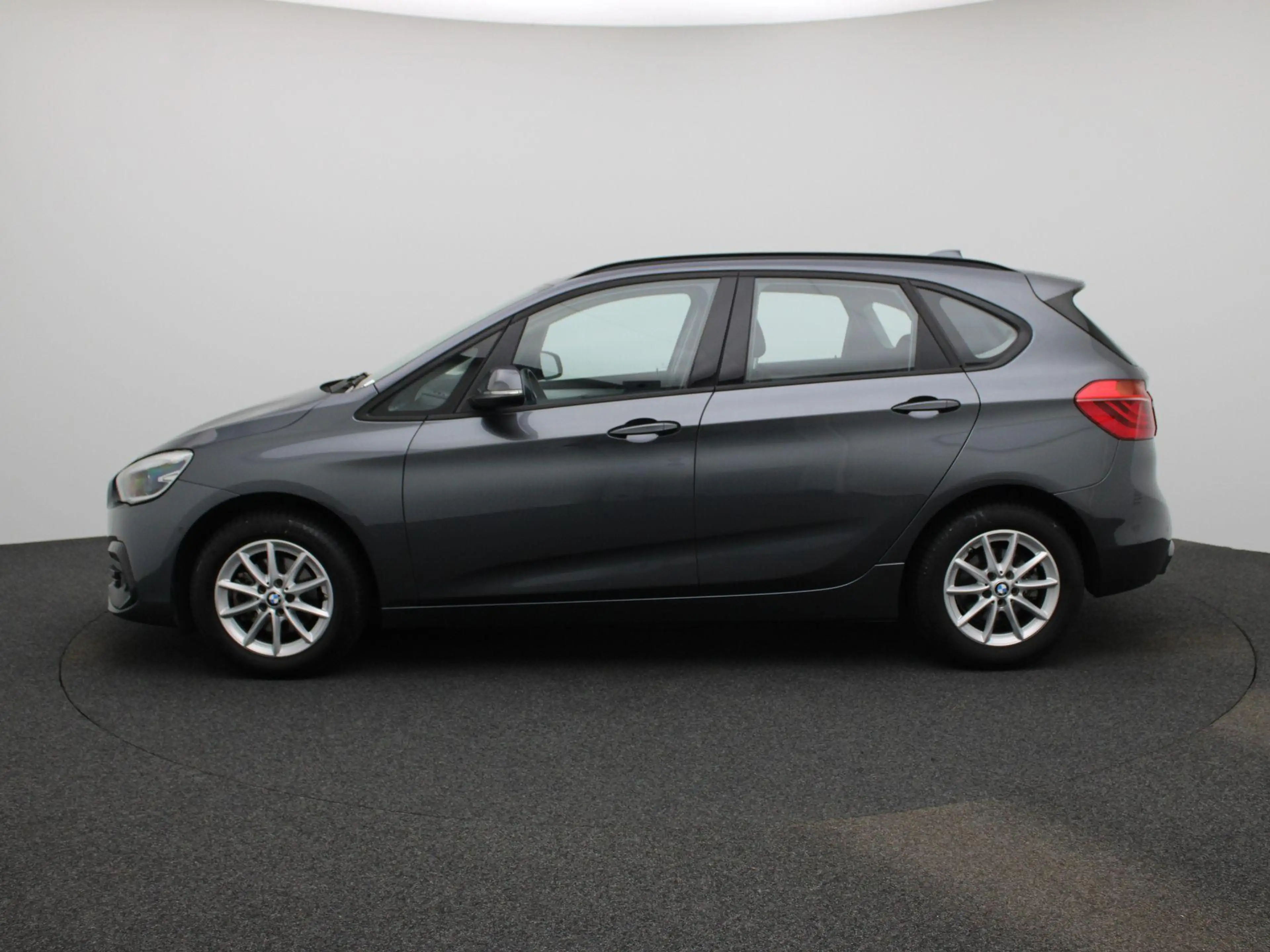 BMW 216 2 Reeks Active Tourer 216d (85kW) LED | NAVI | CAM — photo 4
