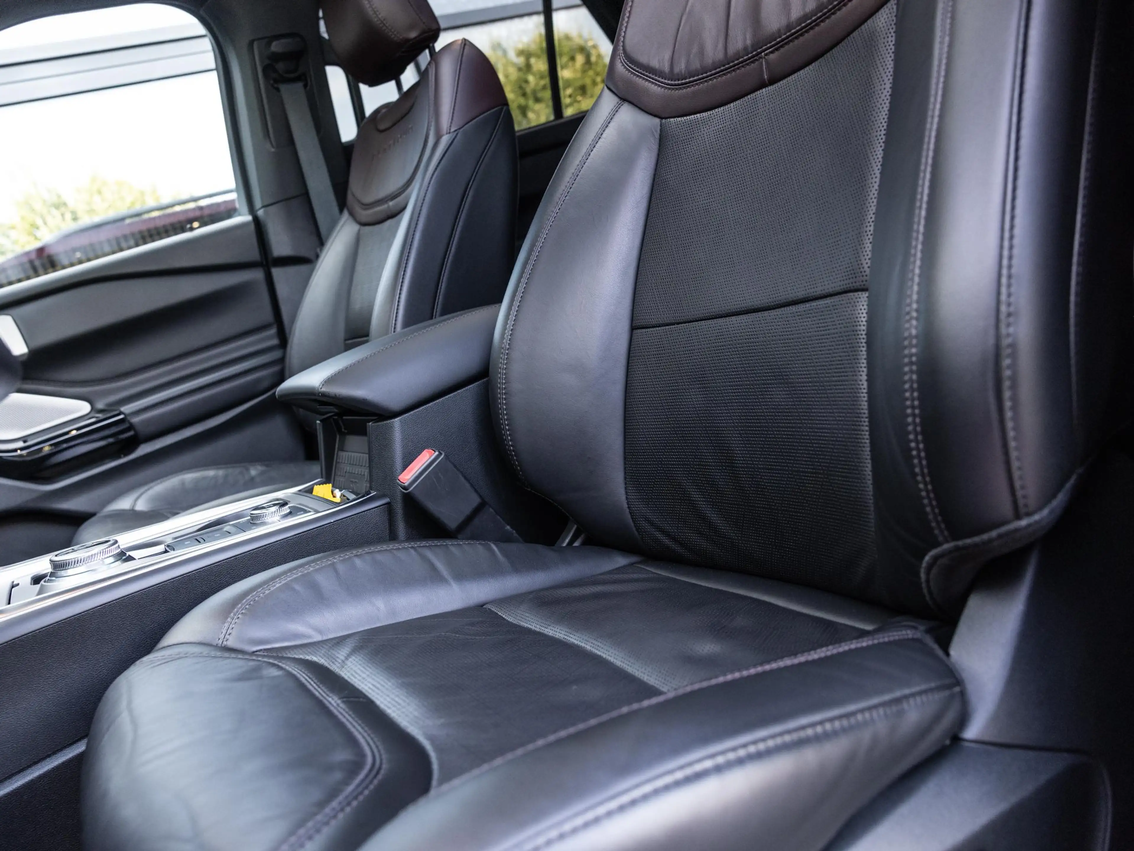 Ford Explorer 3.0 V6 ECOBOOST | PHEV | PLATINUM | 7-ZITTER | PAN — photo 15