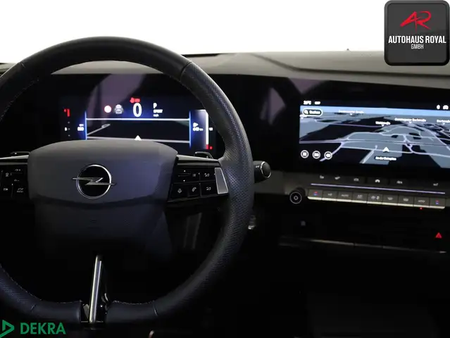 Opel Astra view 15
