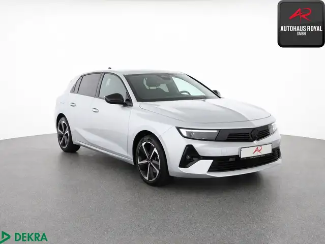 Opel Astra view 6