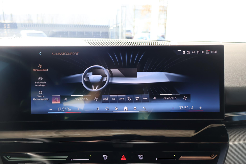 BMW 530 5-serie Touring 530e | M Sport Pro | Driving Assis — photo 13