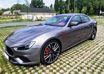 Ghibli 3.8 V8 BiTurbo Trofeo