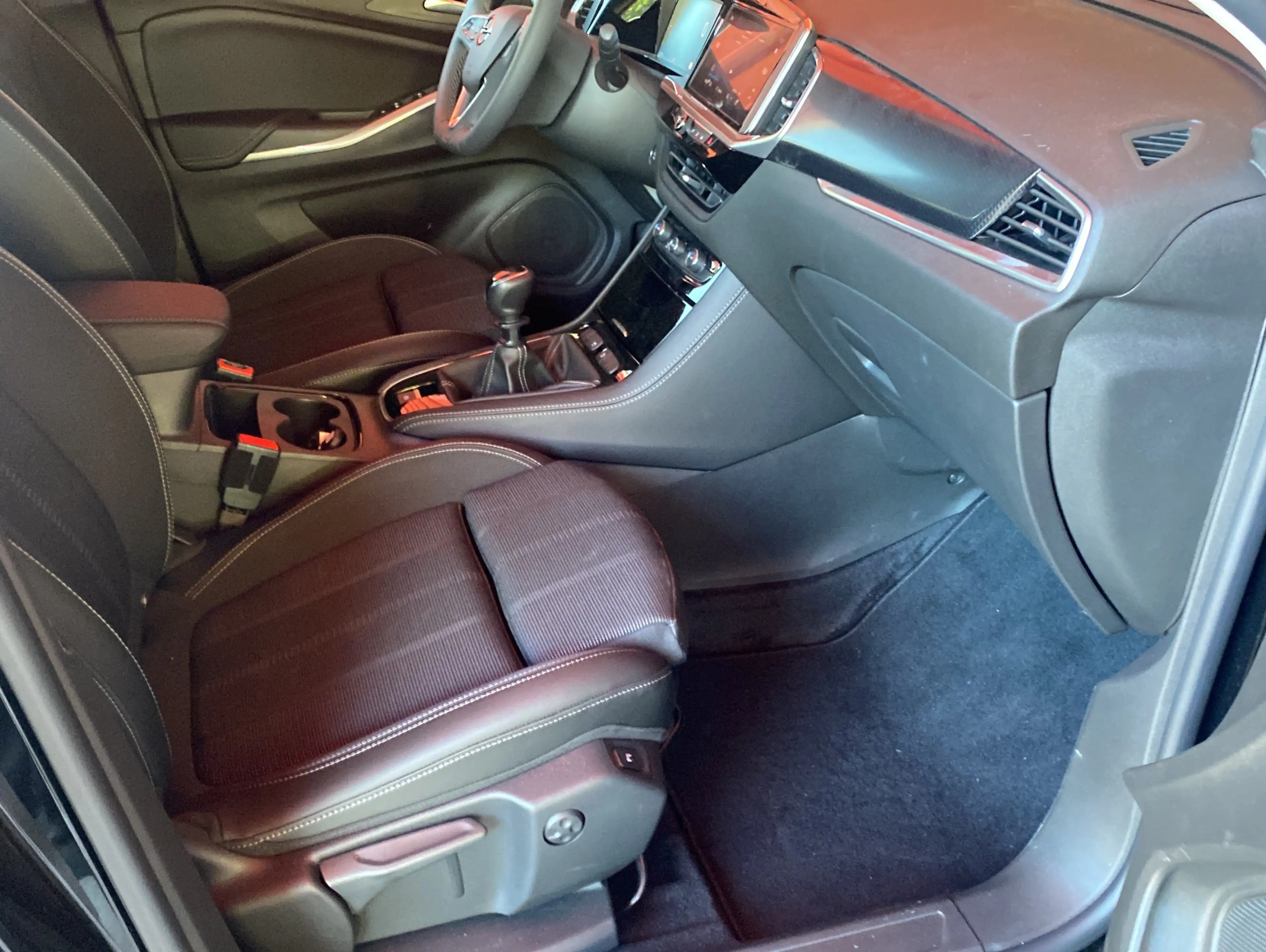 Opel Grandland X 1.2T GS Line*Navi*DAB*LED*IntelliLux — photo 14