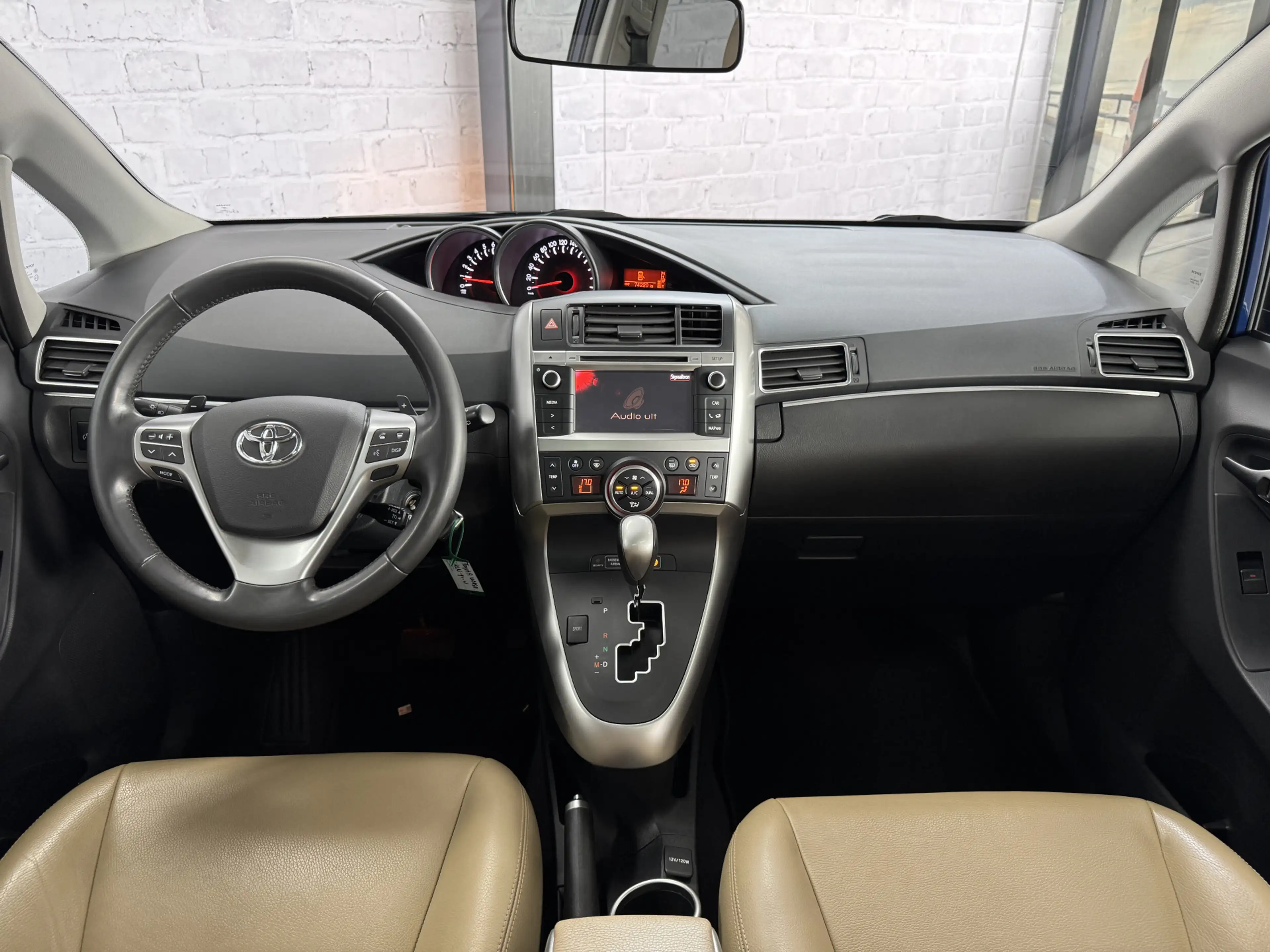 Toyota Verso 1.8 VVT-i Business Automaat Camera Navigatie Trekh — photo 3