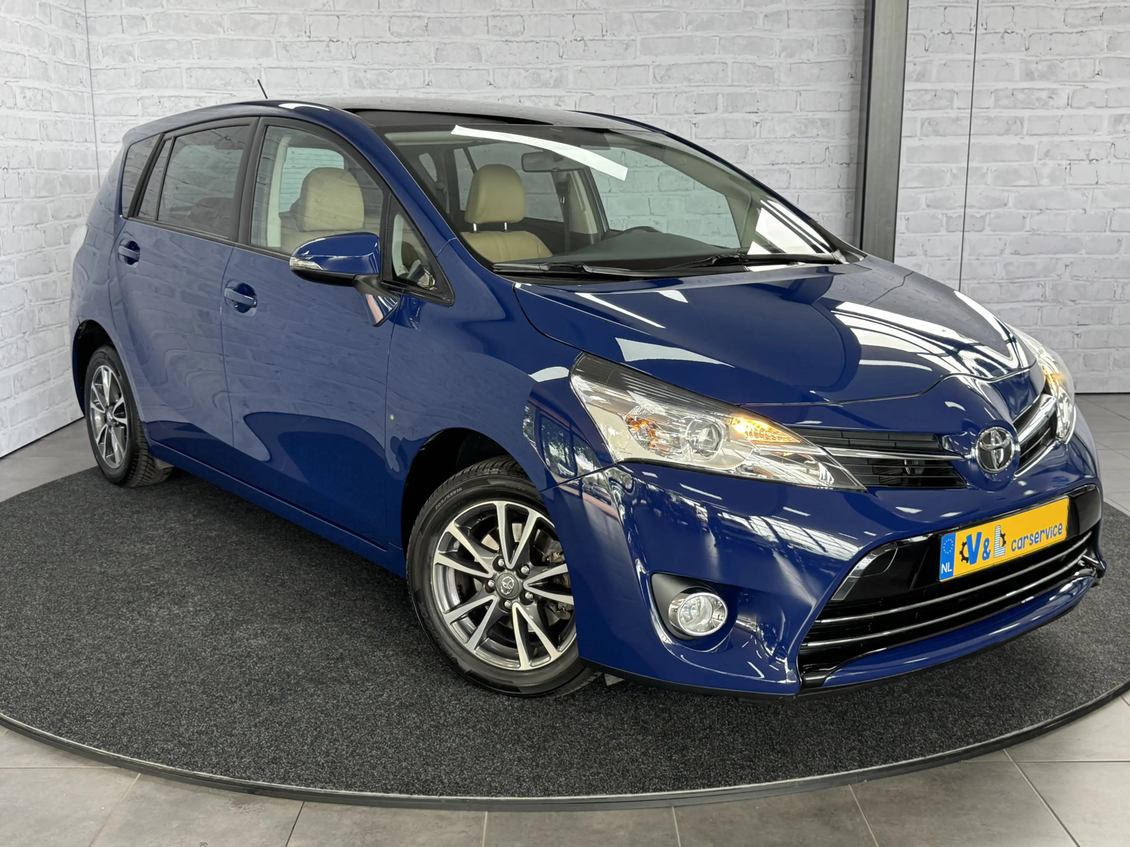 Toyota Verso 1.8 VVT-i Business Automaat Camera Navigatie Trekh