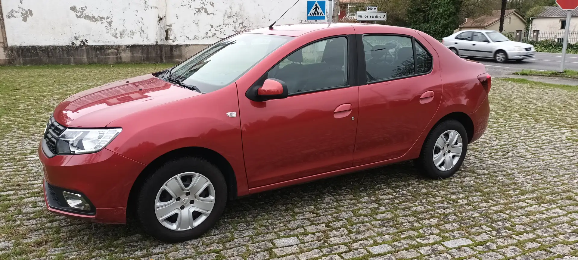 Dacia Logan Logan 1.5dCi Laureate 66kW Laureate - 1