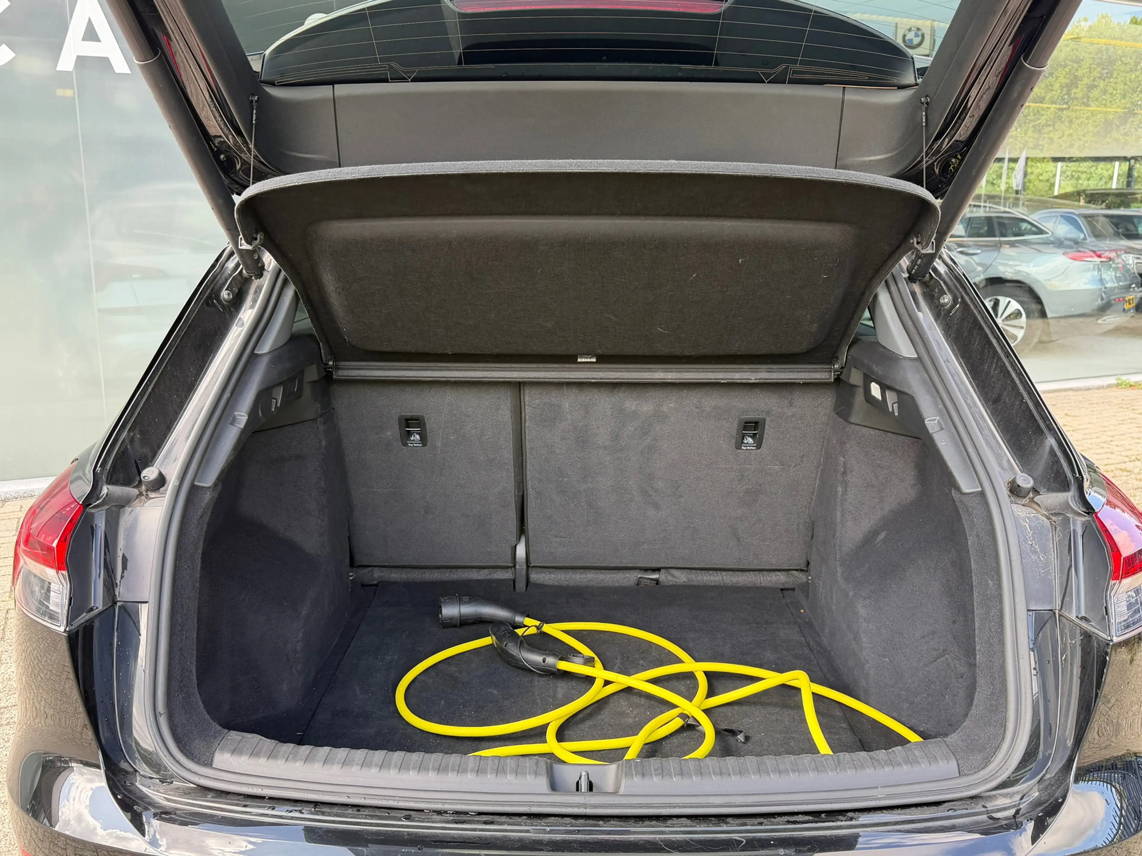 Audi Q4 e-tron Launch edition Advanced 55 kWh SOH 91,17%Stoelverw — photo 21