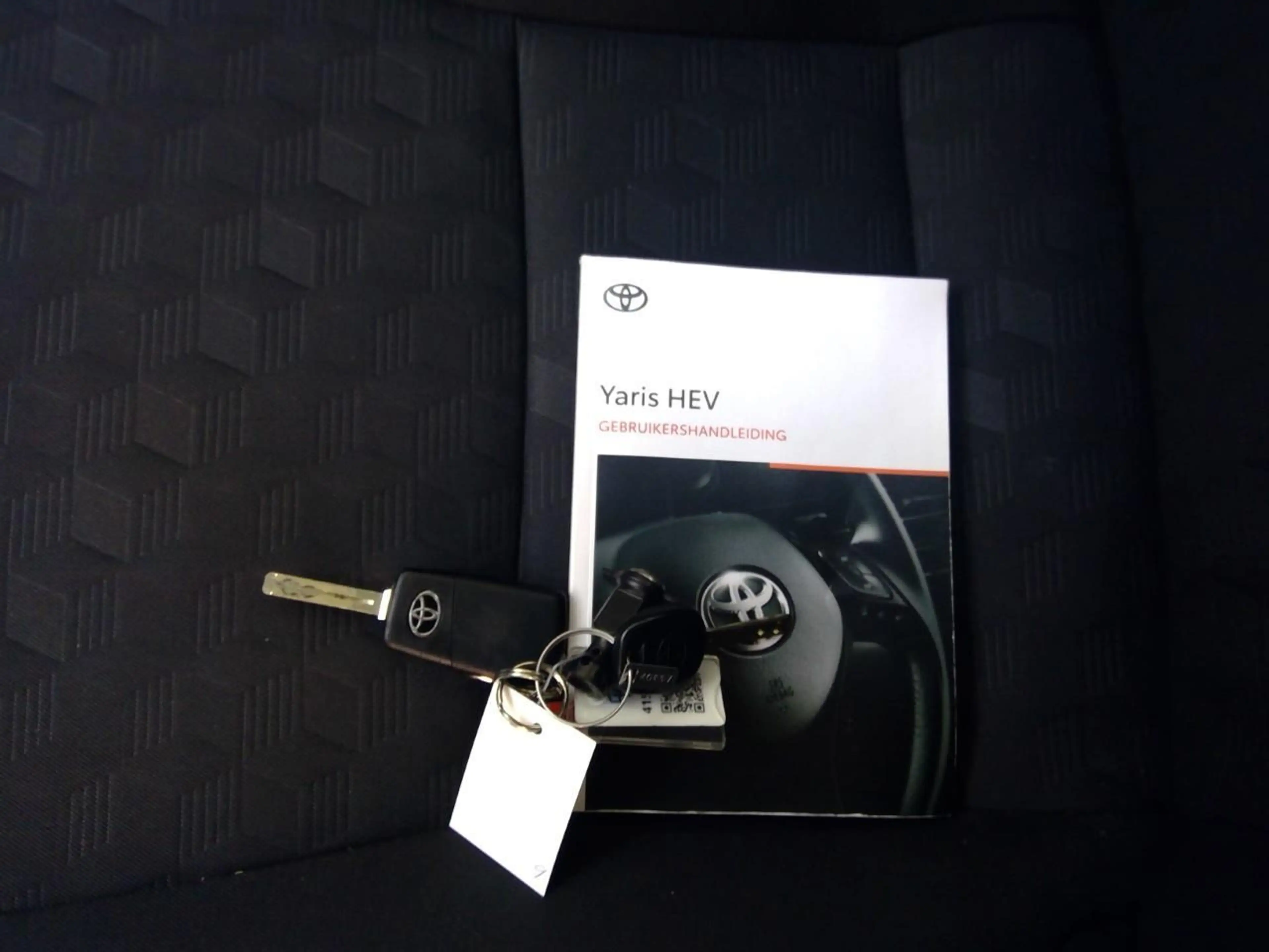 Toyota Yaris 1.5 Hybrid 115 Active Airconditioning (automatisch — photo 10