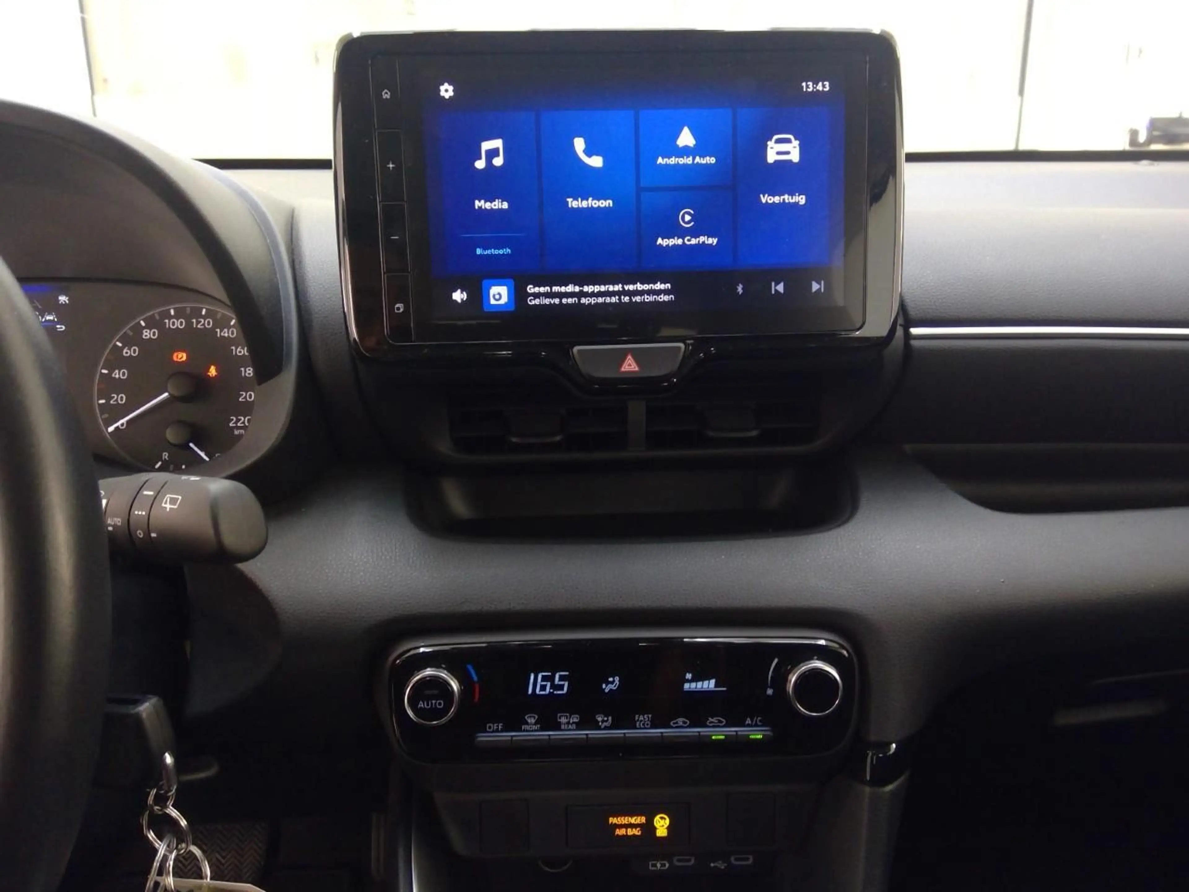 Toyota Yaris 1.5 Hybrid 115 Active Airconditioning (automatisch — photo 9