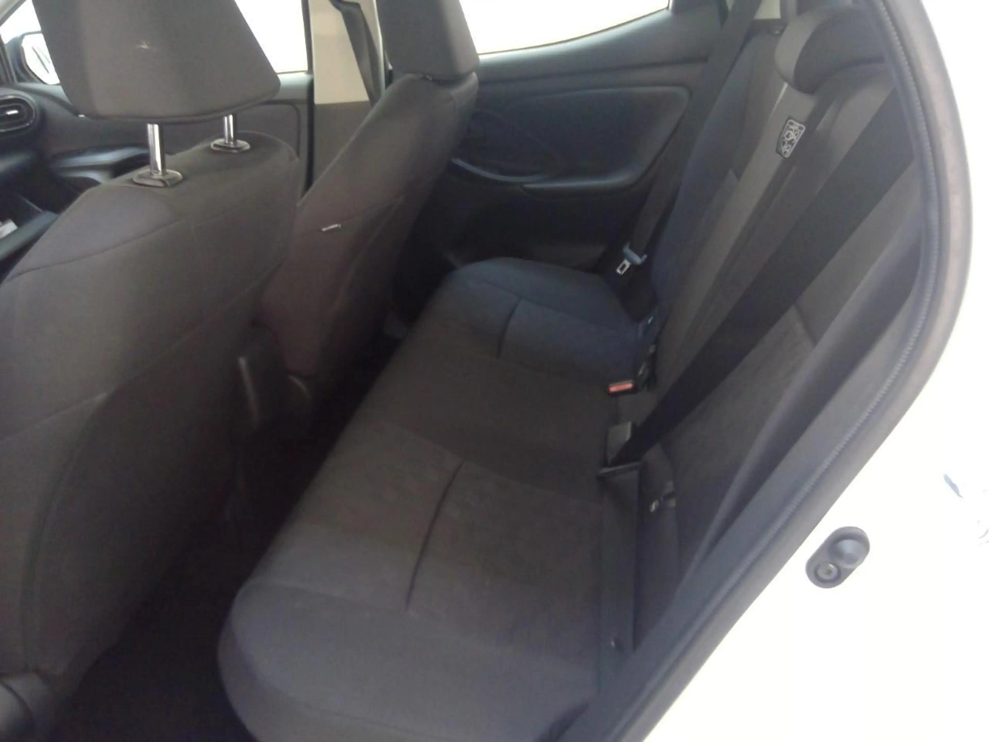 Toyota Yaris 1.5 Hybrid 115 Active Airconditioning (automatisch — photo 4