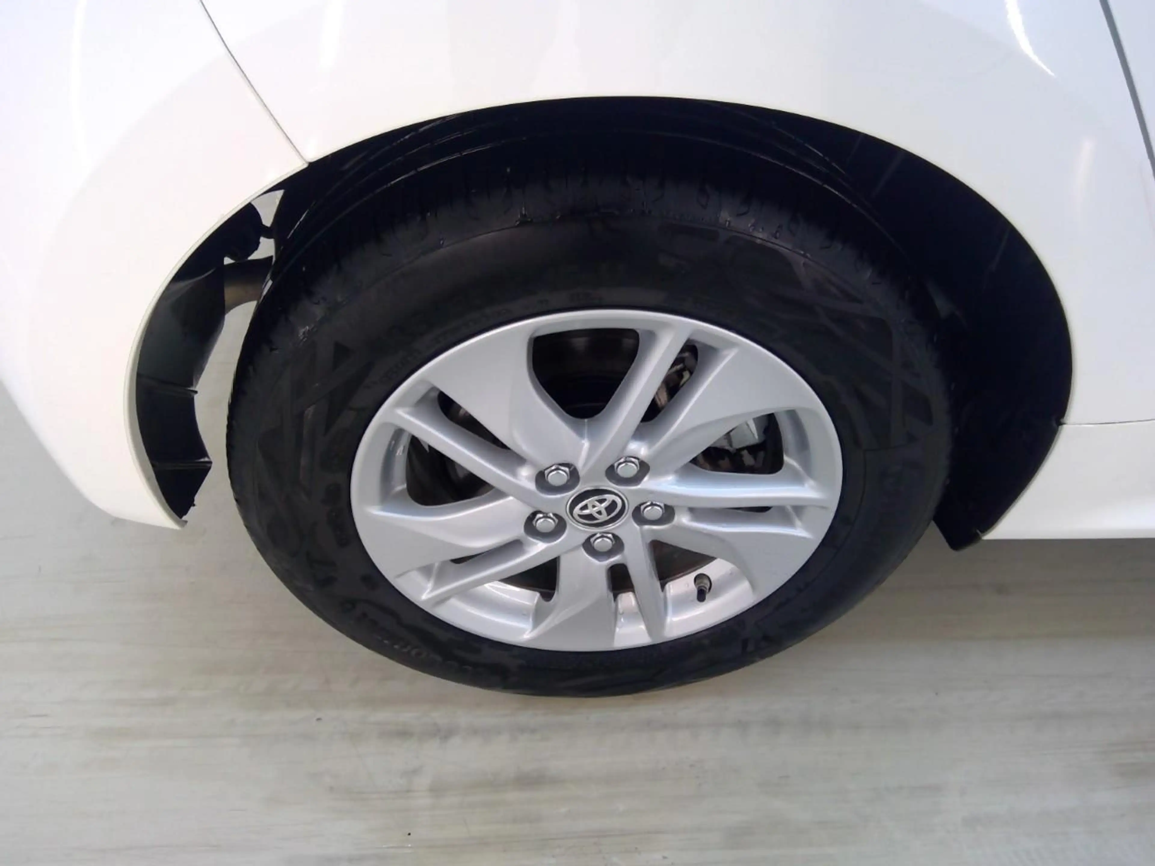 Toyota Yaris 1.5 Hybrid 115 Active Airconditioning (automatisch — photo 11