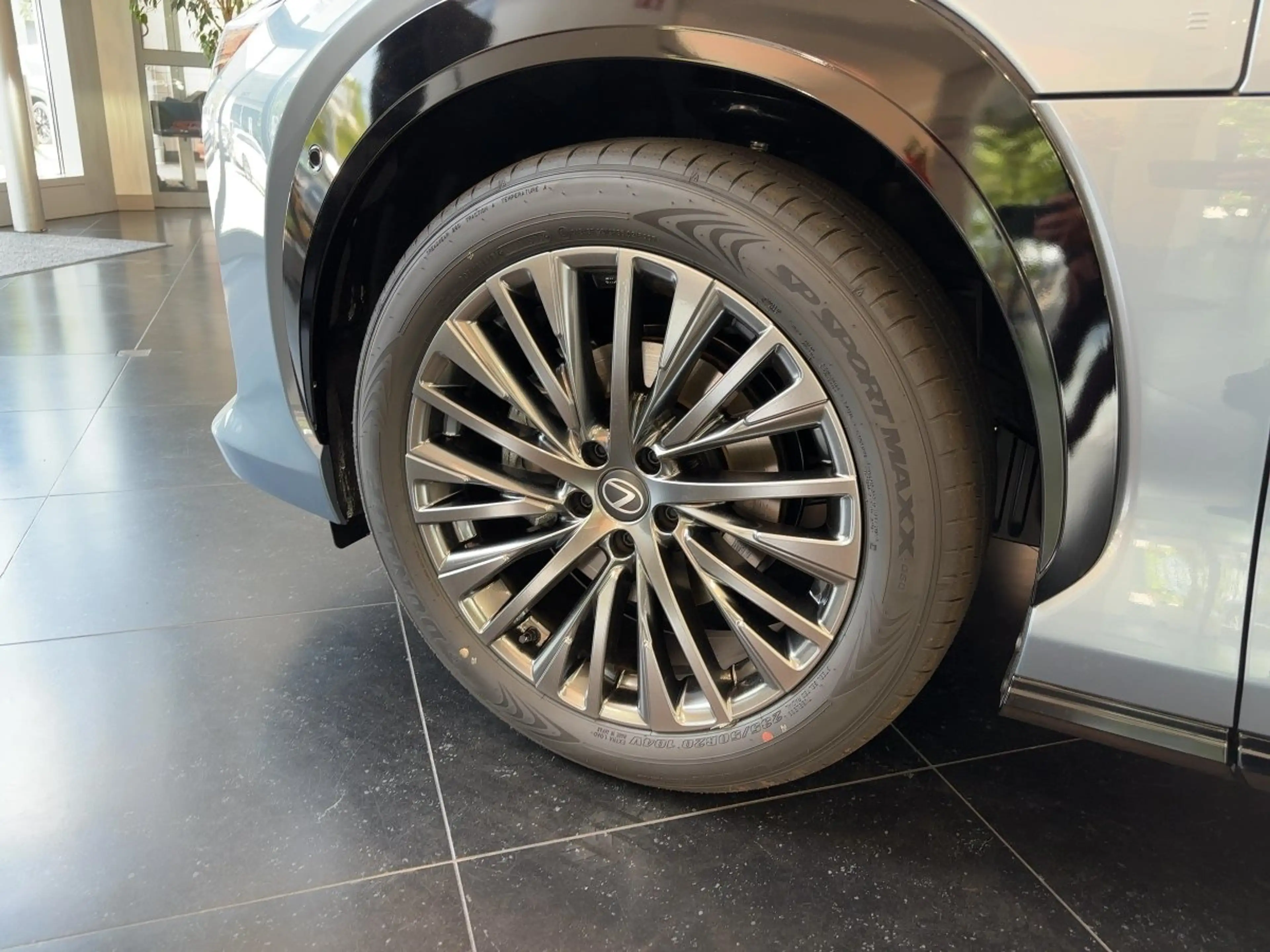 Lexus RZ 500e DIRECT4 Luxury Steer by wire JOKE Lenkrad — photo 6