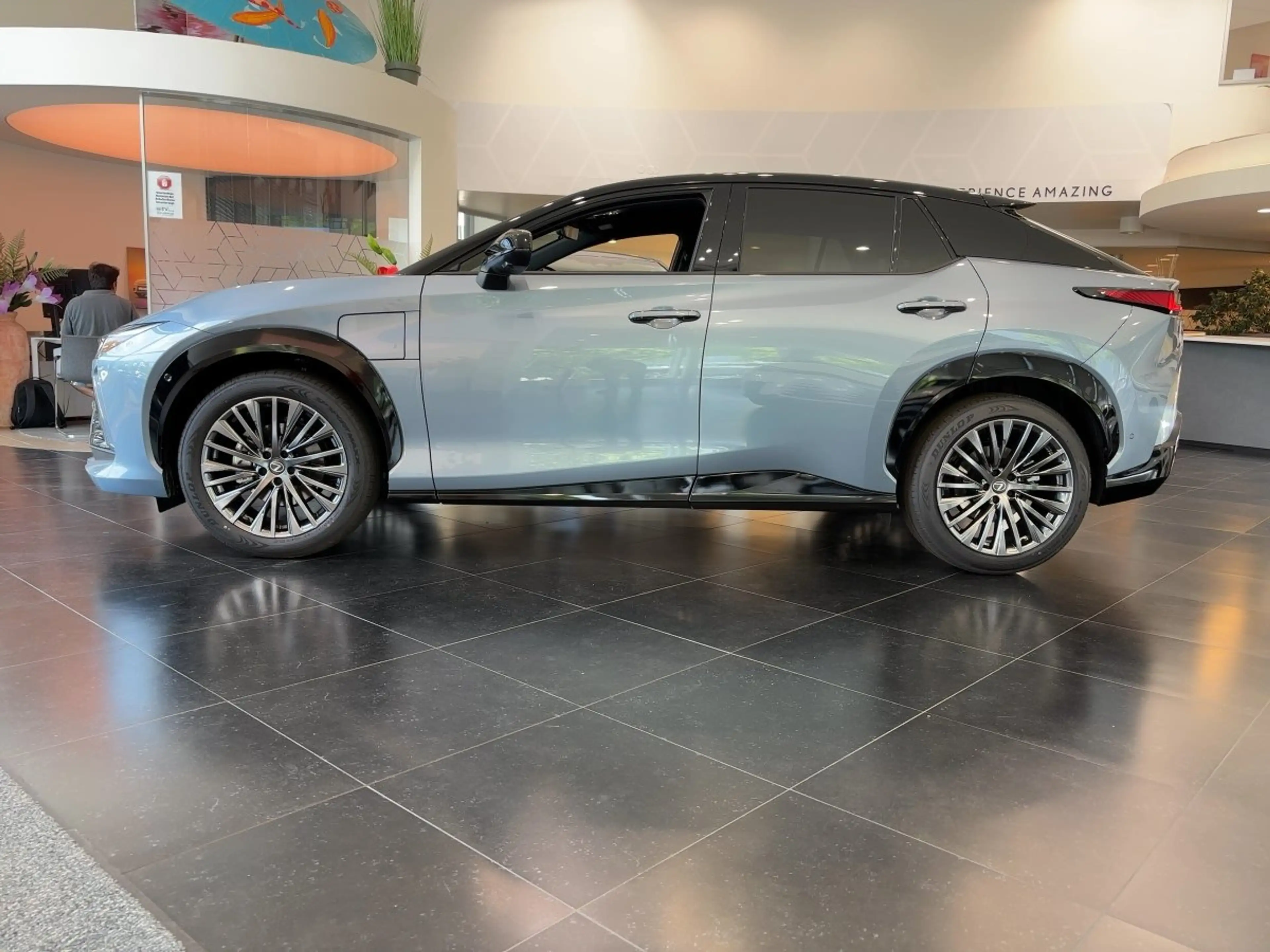 Lexus RZ 500e DIRECT4 Luxury Steer by wire JOKE Lenkrad — photo 2