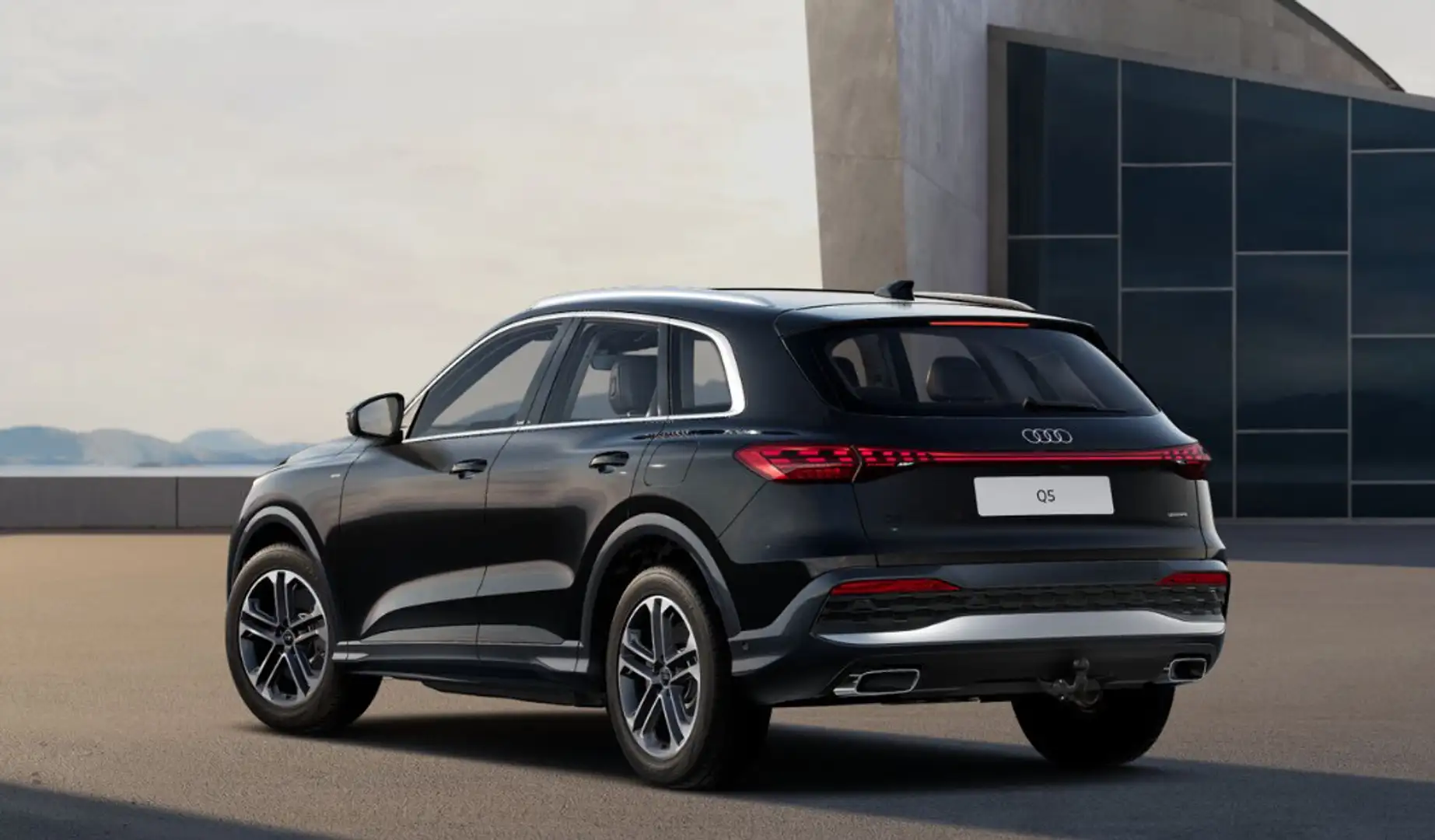 Audi Q5 2.0 TFSI 299pk e-hybrid quattro Advanced edition | Zwart - 2