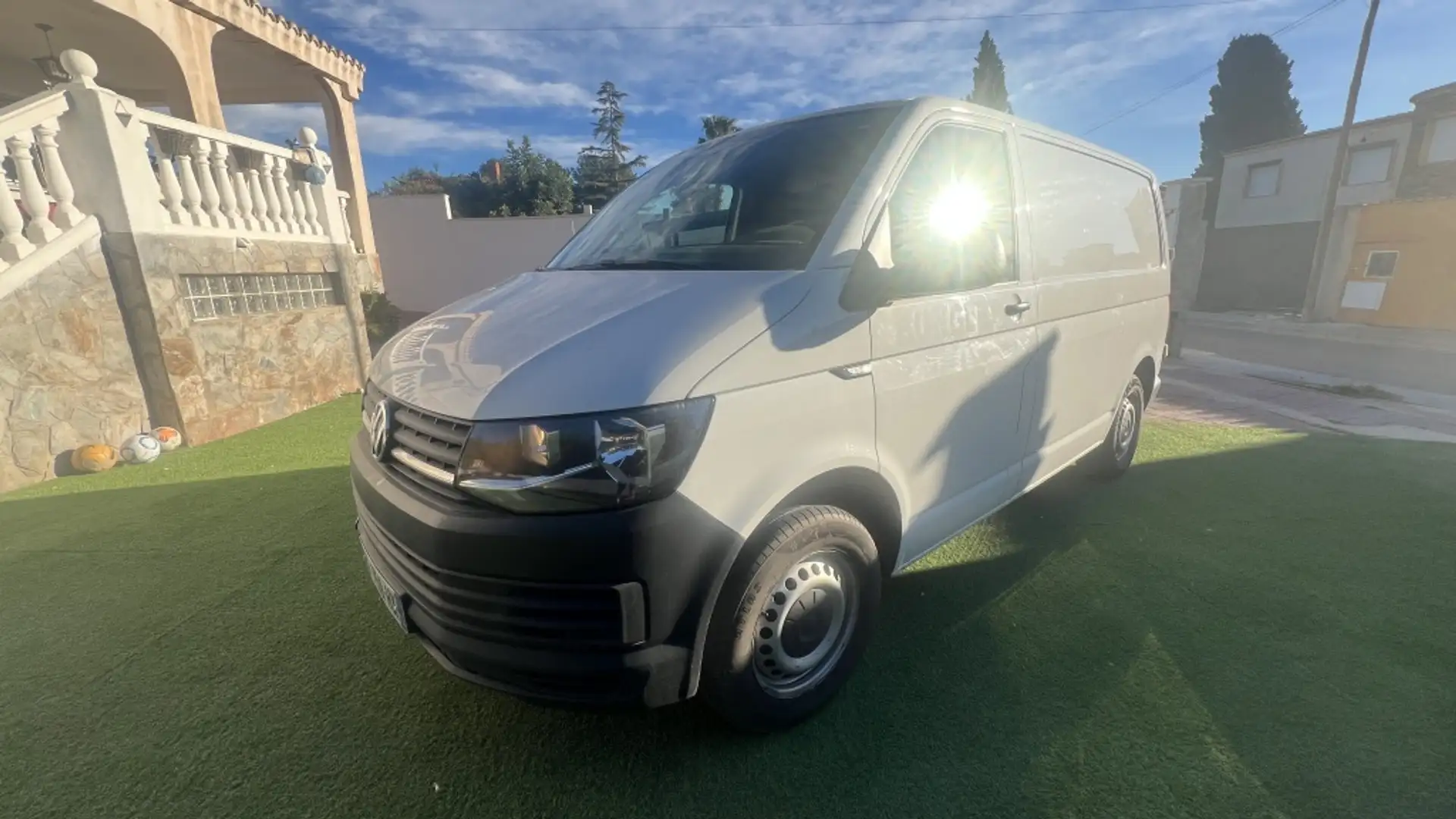 Volkswagen Transporter Chasis Doble Cabina 2.0TDI SCR BMT L 7 Blanco - 2