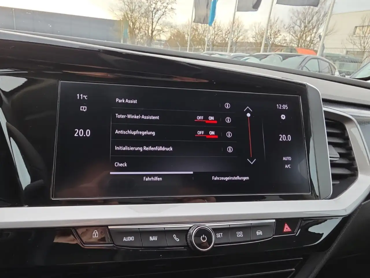 Opel Grandland Ultimate 1.2 Turbo Kamera Navi LED 17