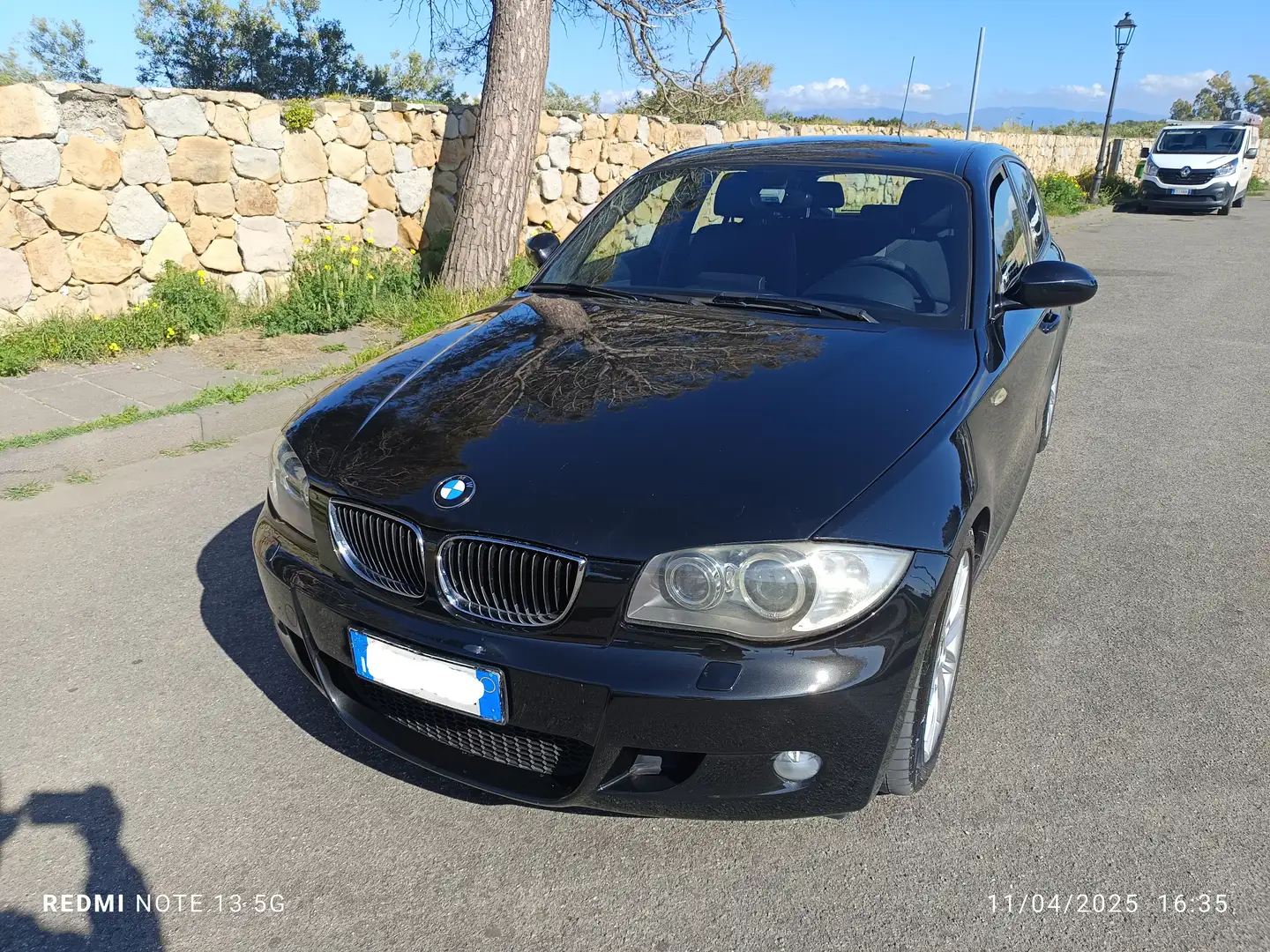 BMW 130 130i 5p Msport Negro - 1