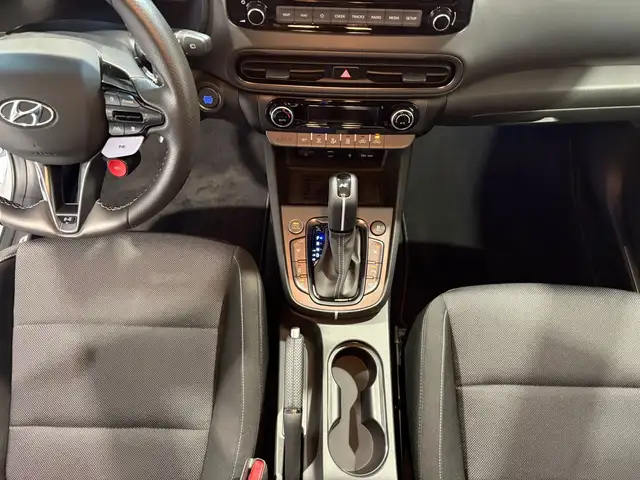 Hyundai Kona view 12