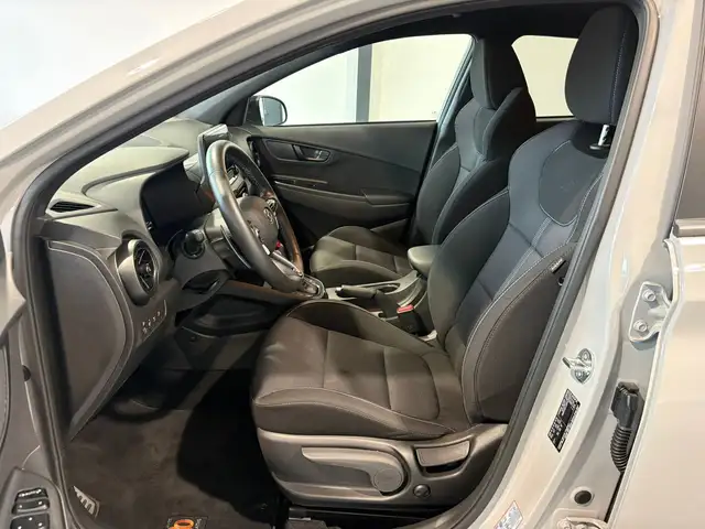 Hyundai Kona view 8