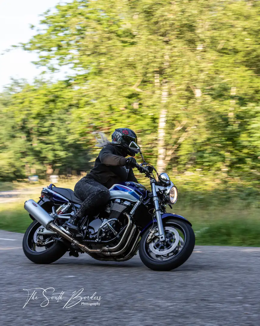 Suzuki GSX 1400 K7 (2007) - 1