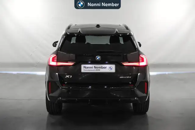 BMW X1 view 4