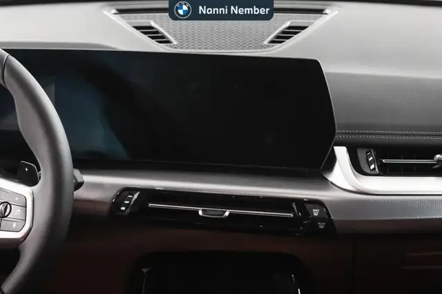 BMW X1 view 11