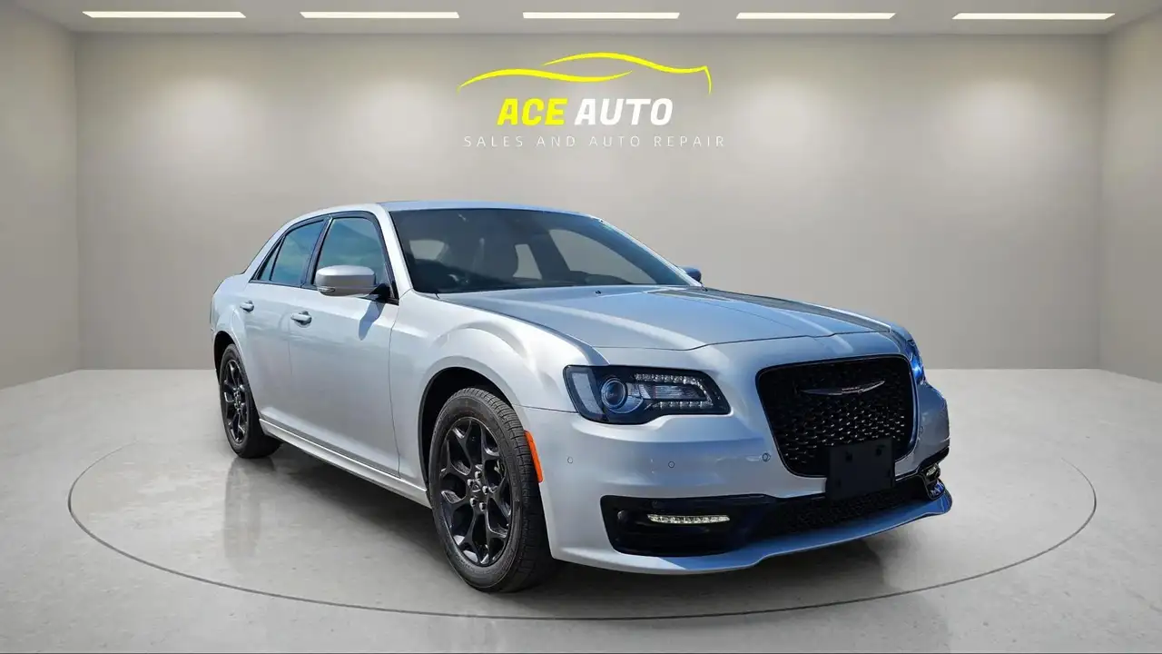 Chrysler 300 photo Chrysler 300