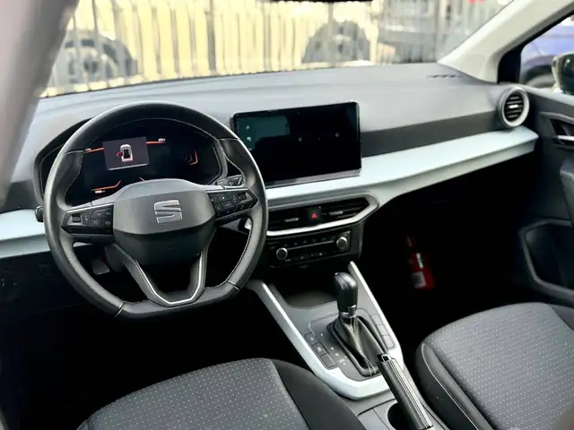 Seat Arona view 10