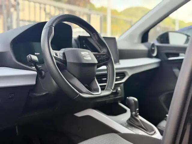 Seat Arona view 5