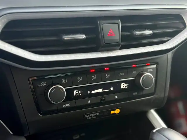 Seat Arona view 13