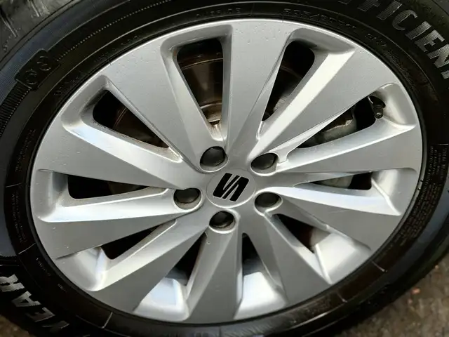 Seat Arona view 4