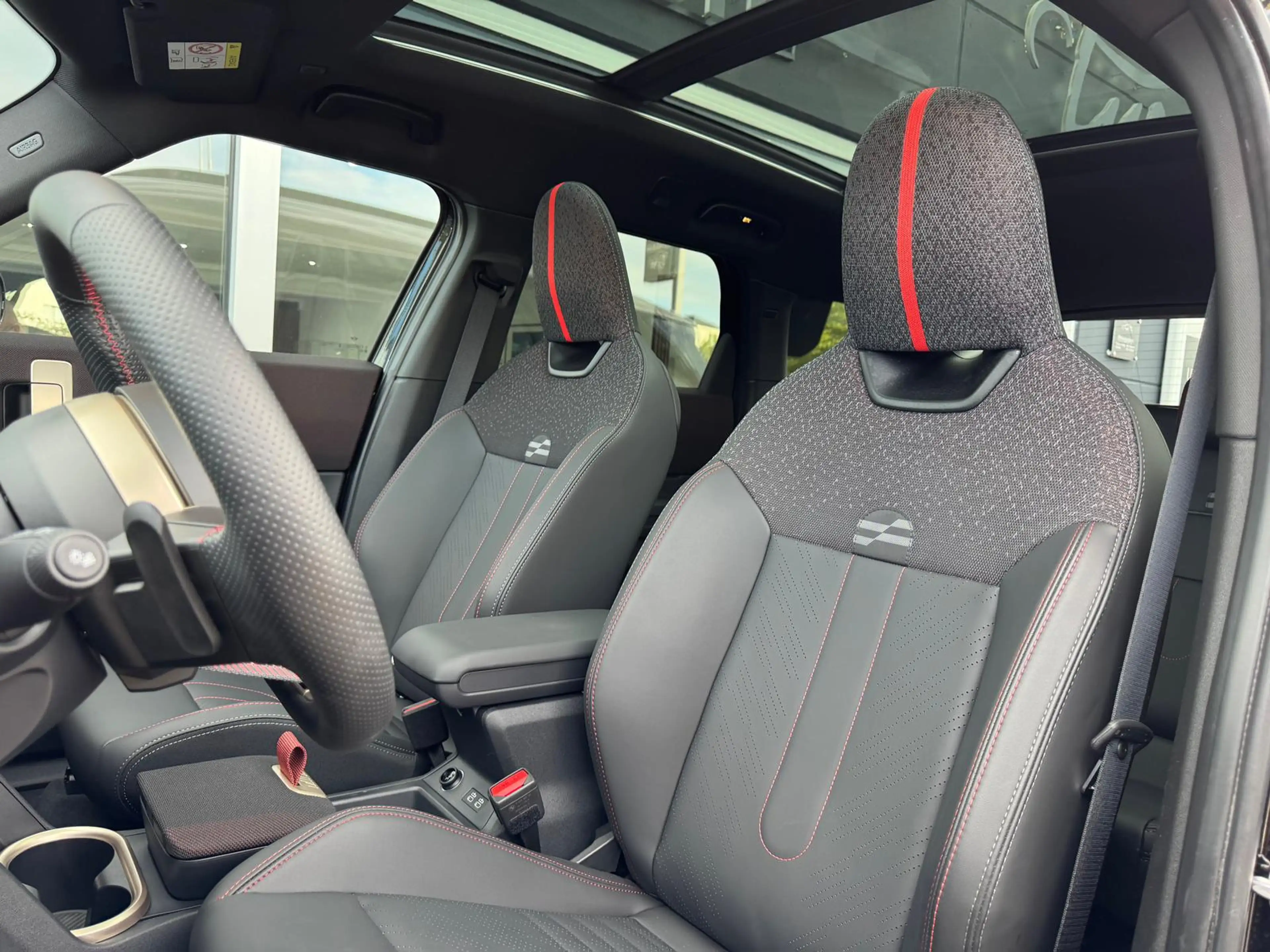 MINI John Cooper Works Countryman Countryman John Cooper Works ALL4*PANO*H&K*360°K — photo 10